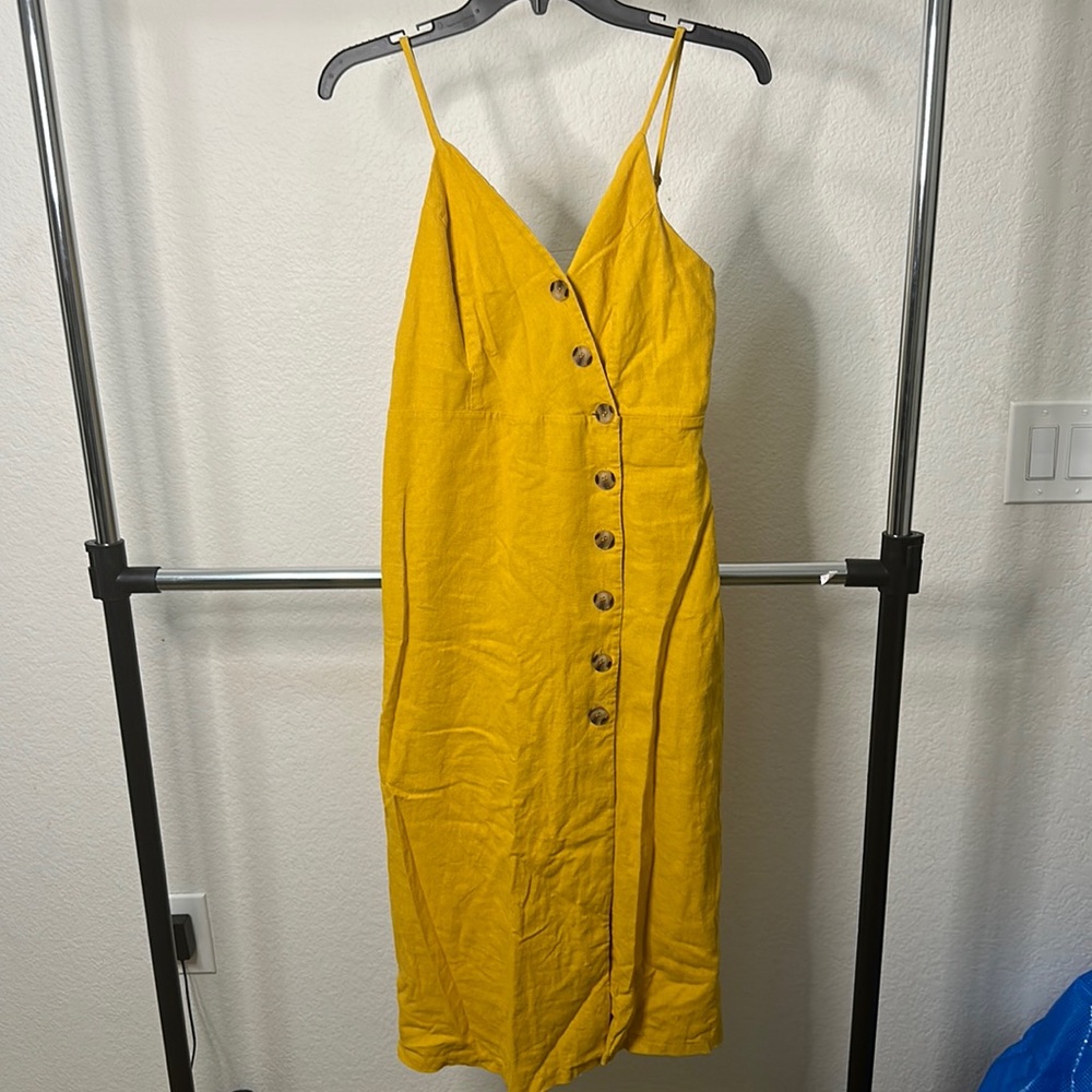 Urban Romantics mustard yellow dress Size small
